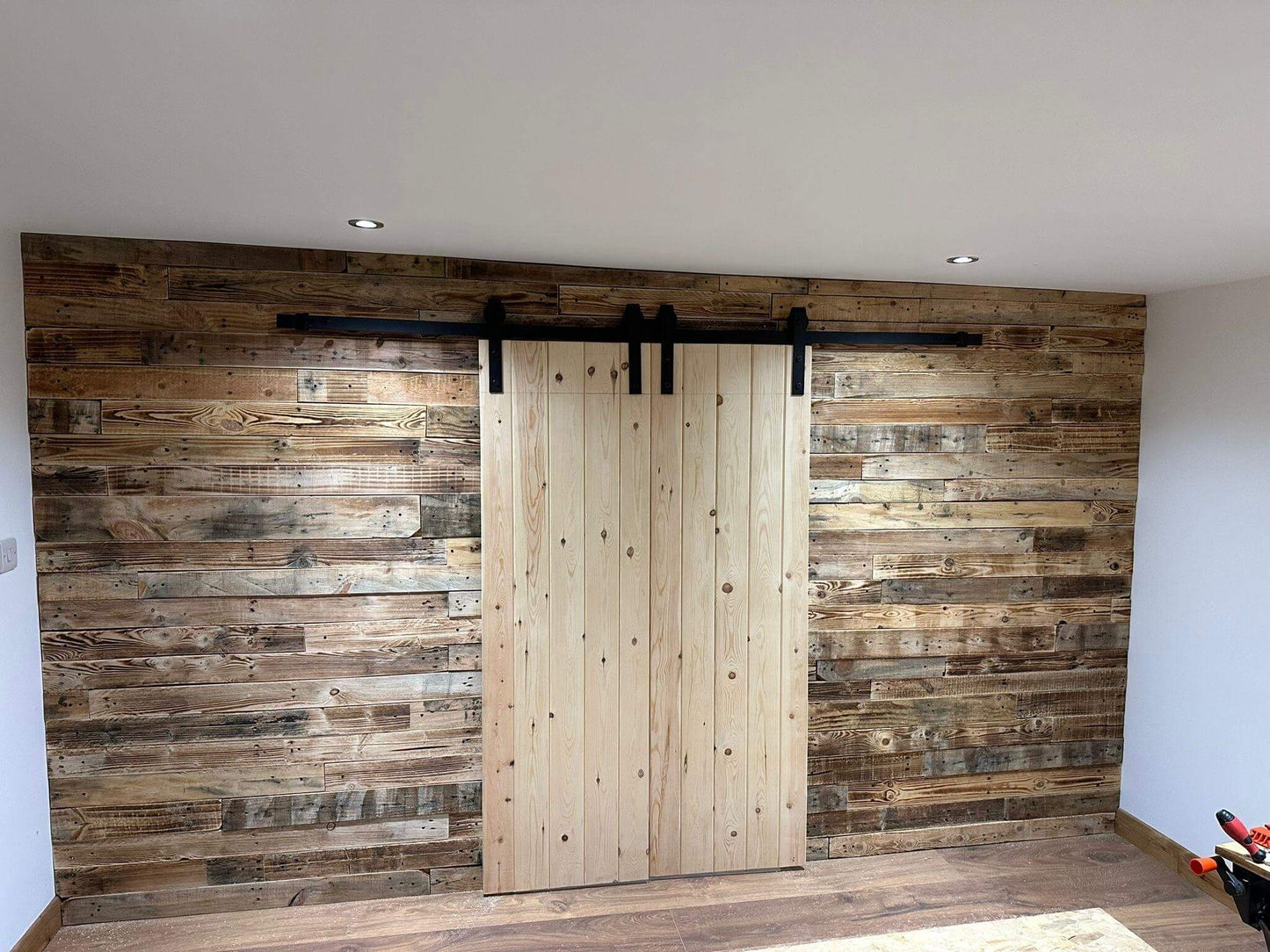 Reclaimed Scorched Pallet Wood image 0