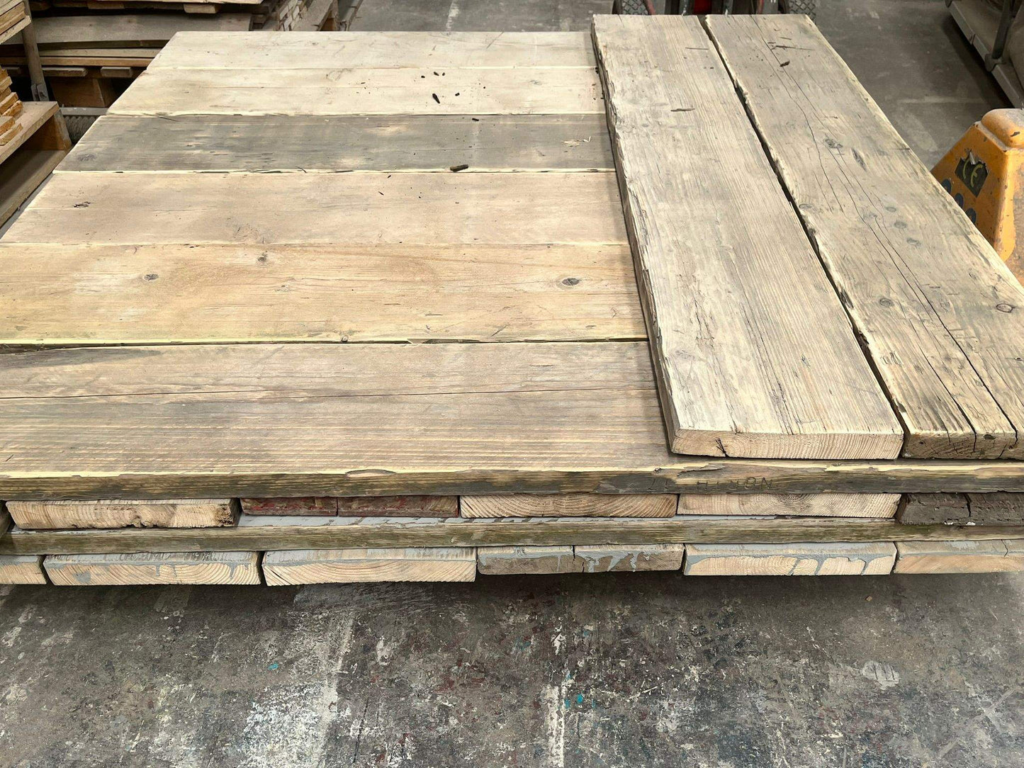 Reclaimed Scaffold Boards 13ft image 4