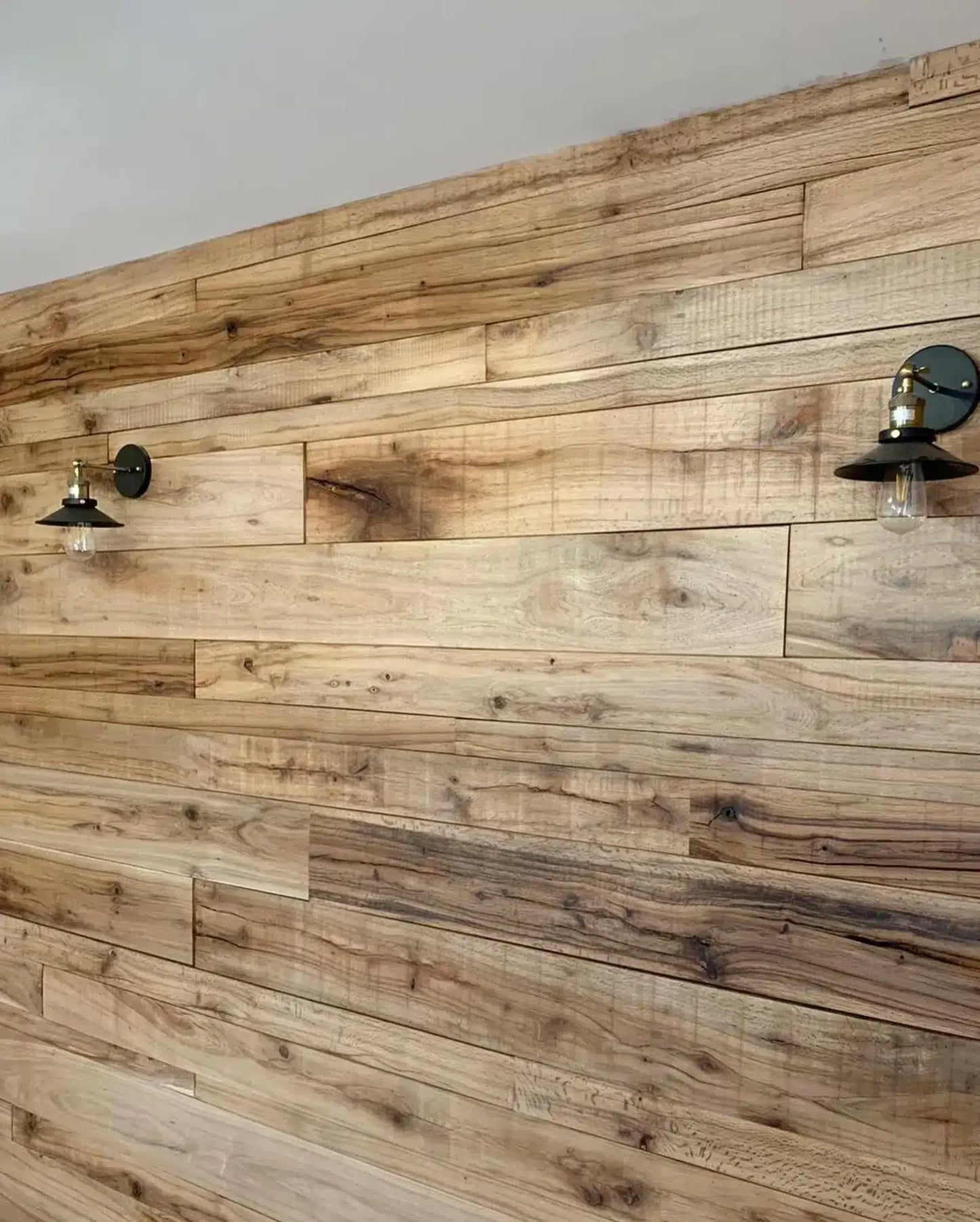 Rustic Character Oak Cladding image 3