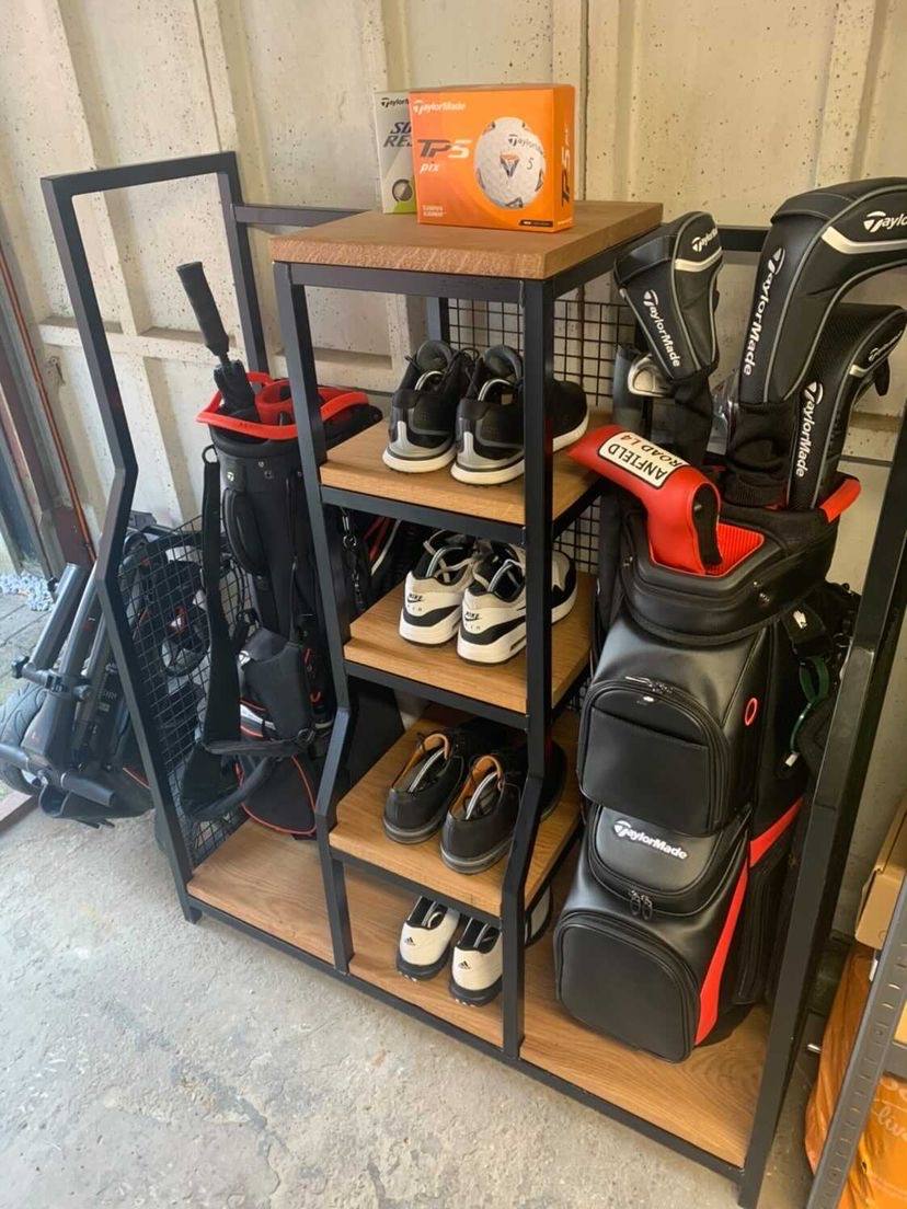 Golf Stand image 0