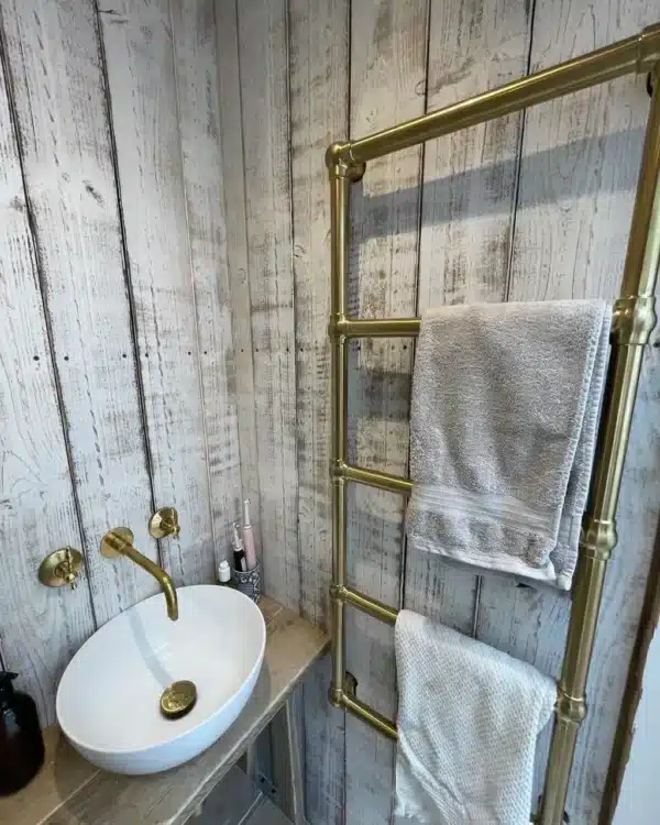 Reclaimed & Recycled White Wash