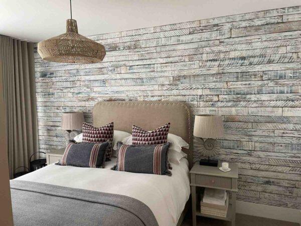 Reclaimed & Recycled Beach Wash Sample