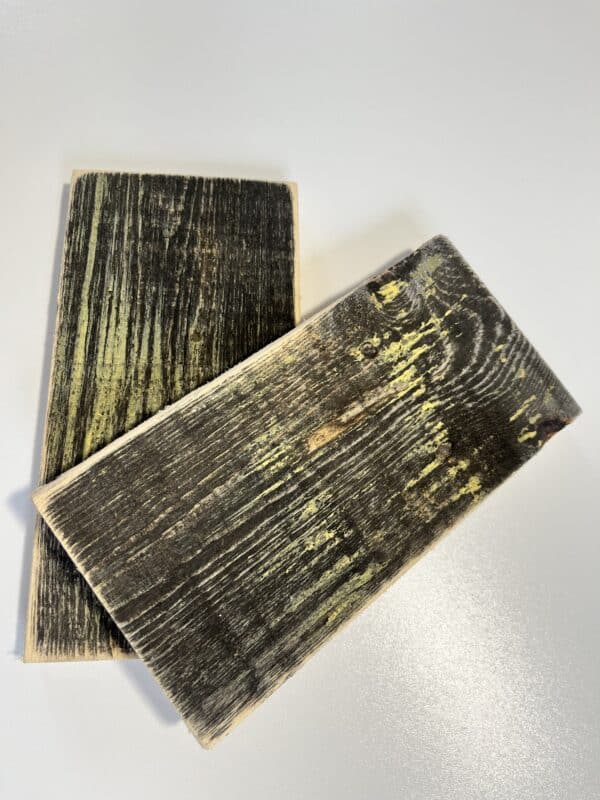 Reclaimed & Recycled Ebony and Lemongrass Wash Sample - Image 2