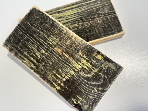 Reclaimed & Recycled Ebony and Lemongrass Wash Sample