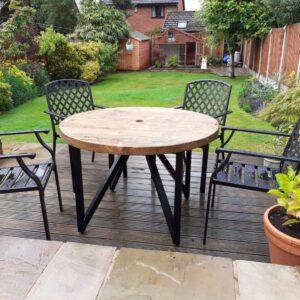 Outdoor Round Table